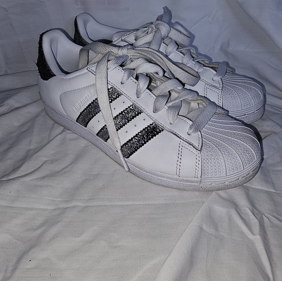 adidas gazelle silver green womens Shop Yellow Boys NMD R1 V2 Lace Up Sneakers (Big Kid)  Shoebacca